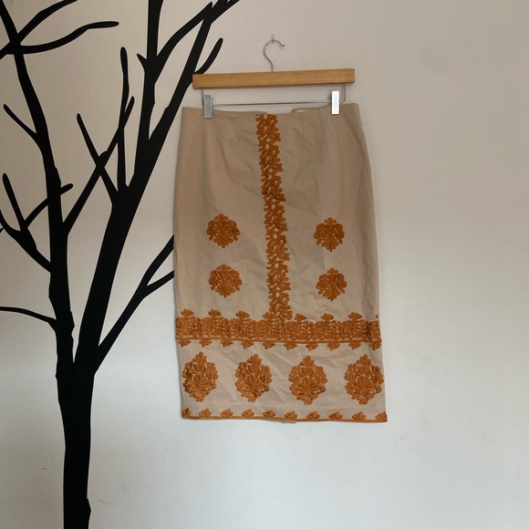 Anthropologie Dresses & Skirts - Anthropologie embroidered pencil skirt